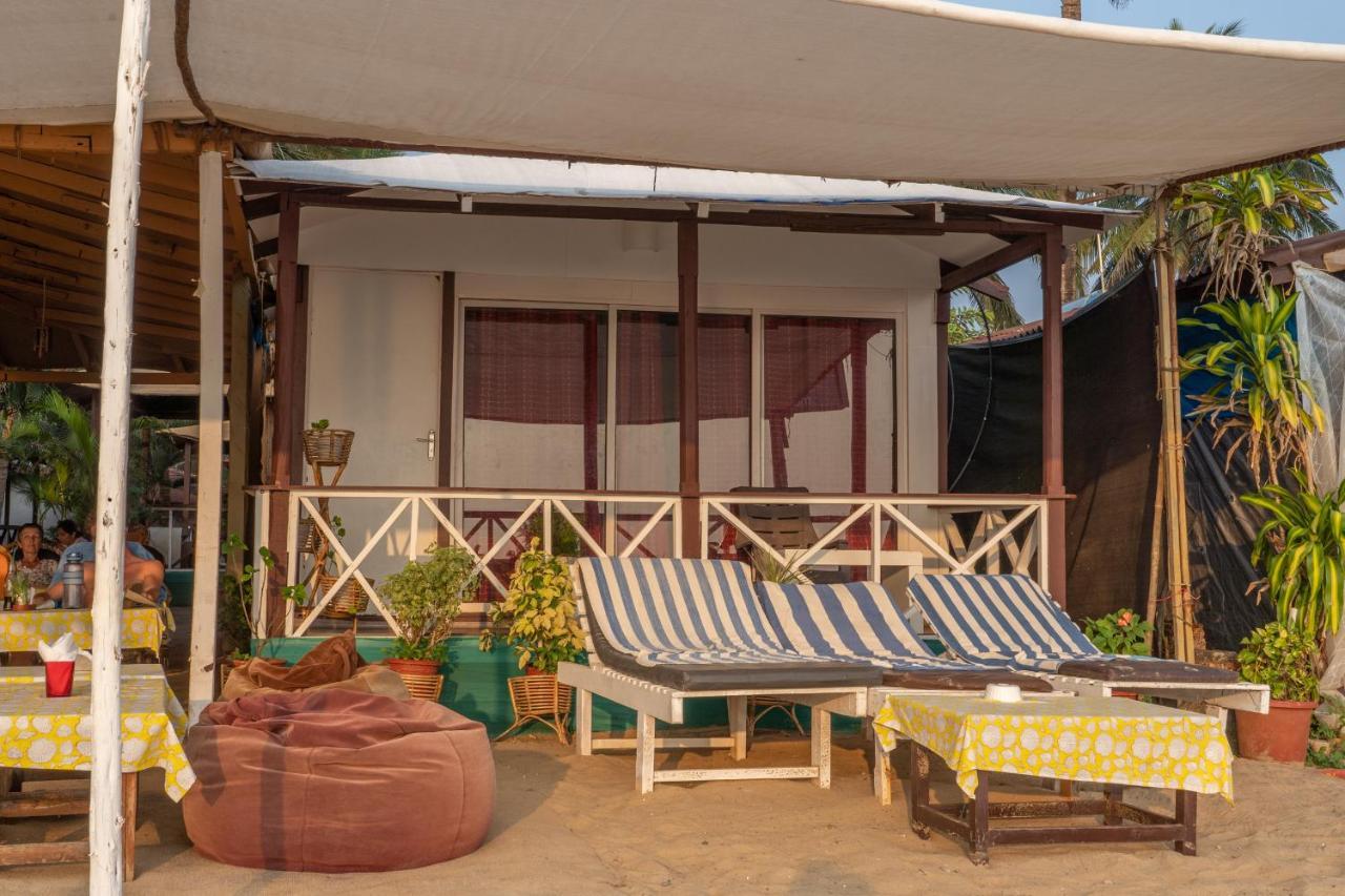 Hotel Cuba Patnem Patnem Beach Exterior foto